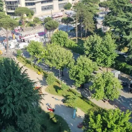 Grand Boulevard Ap * Tirana